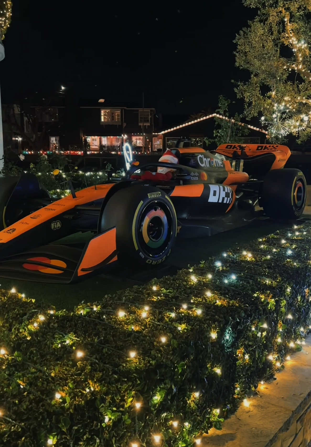 Not a McLaren fan, but worth the drive to see this beauty in person🏎️🔥 #f1tiktok #mclarenf1 #newportbeach #orangecounty 