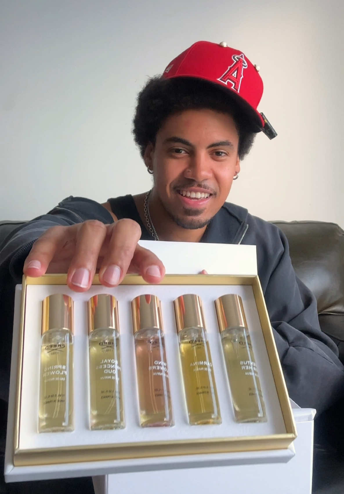 Bout to smell scrumptious 😮‍💨 #creed #fragrances #fypツviral 