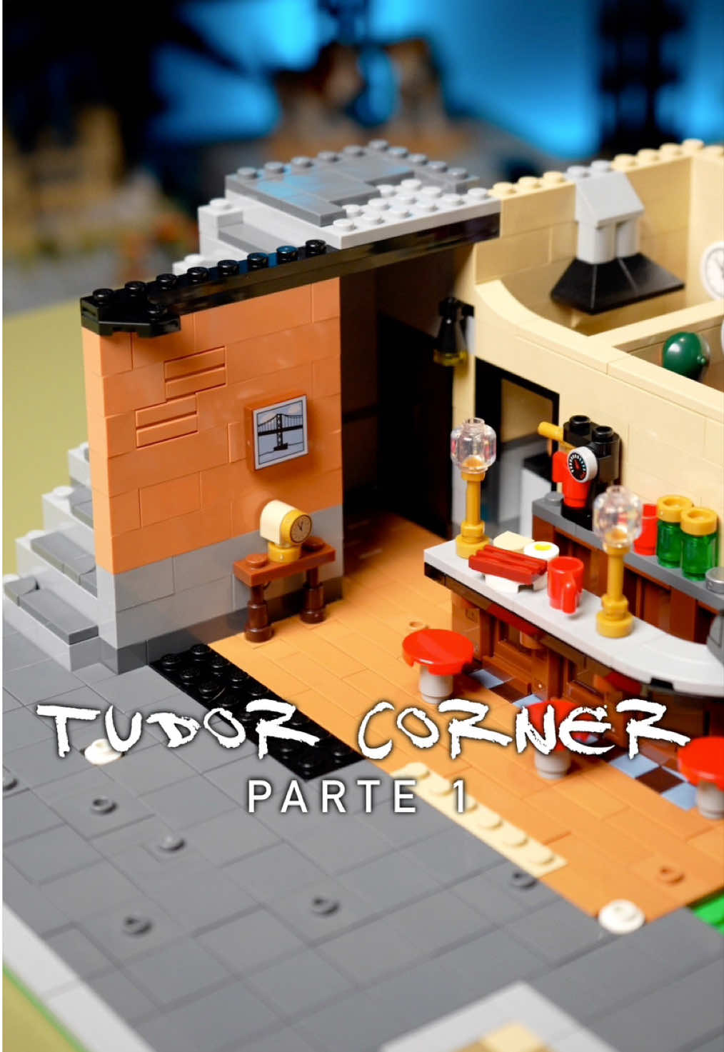 Tarde pero seguro, muchas horas de grabación y edición cortando cada clic les dejo la primera parte de la construcción del próximo modular de LEGO, el Tudor Corner.  Tudor Corner | 10350 Lanzamiento: 1 de enero 2025 Piezas: 3266 Precio: $5,499 MXN #lego #afol #rlfm #10350 #legoicons #legotiktok @LEGO 