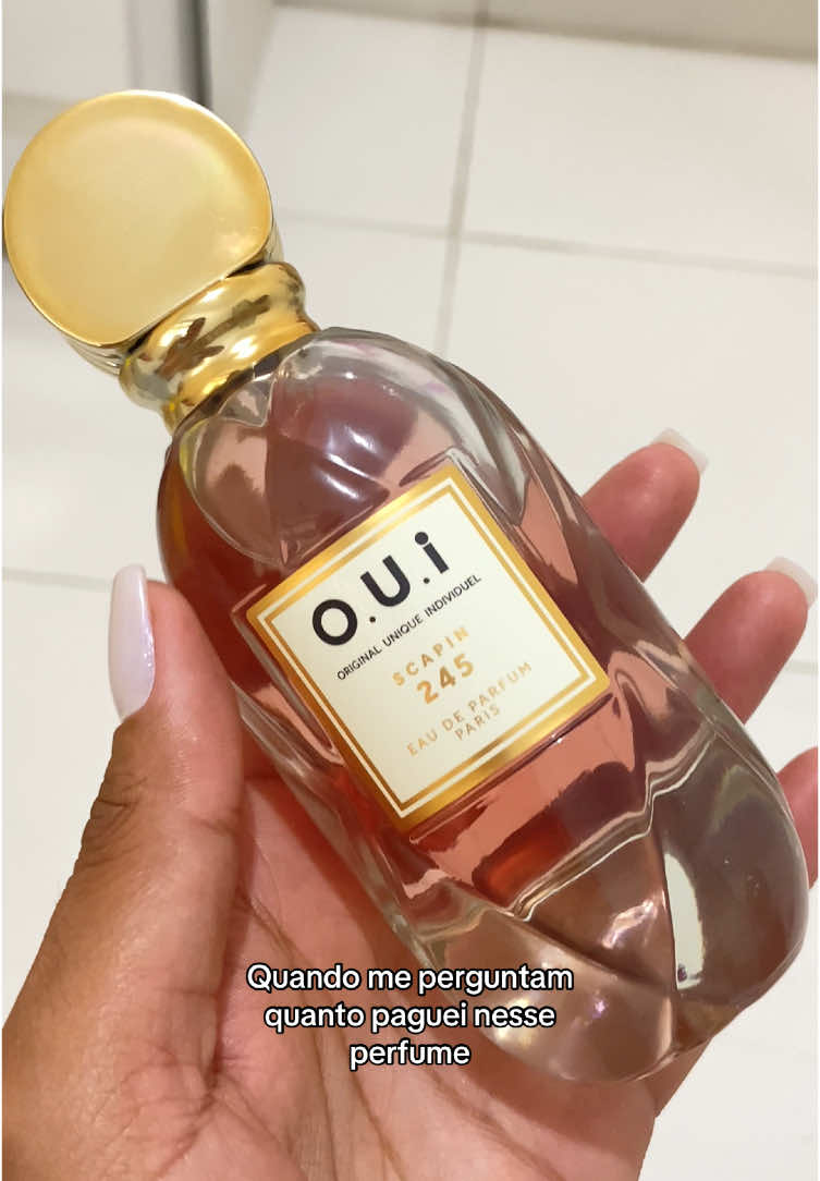 Detalhe bobo, pensa no cheiro que esse perfume tem ✨  #essênciaderainha #oui  #oui245scapin