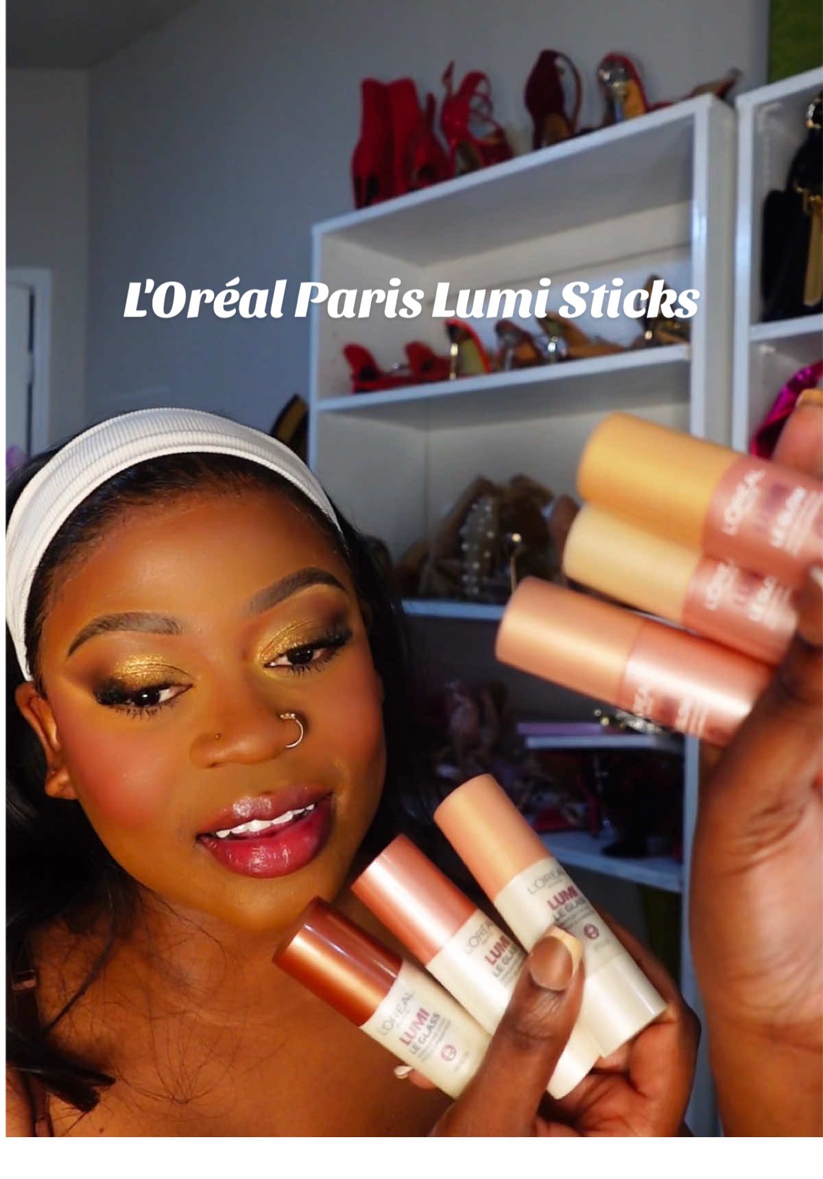 Wow @loréal paris usa these L'Oréal Paris Lumi Sticks  are so gorgeous!!  #LOrealParisPartner #lorealparislumisticks #lumisticks #glowsticks #makeupproducts #highlight #contentcreator #giftedcollab #prpackage 