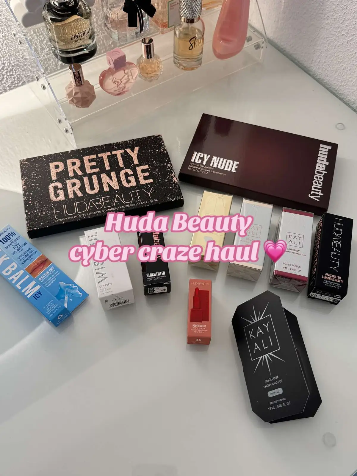 Huda Beauty cyber craze haul💗 . . . @Huda @Huda Beauty  @hudabeautyshop  #huda #hudabeauty #hudabeautyeasybake #hudabeautyshop #hudabeautycybercraze #hudabeautysale #icy #icypalette #hudabeautypalette #beauty #makeup #haul #makeuphaul #sephora 