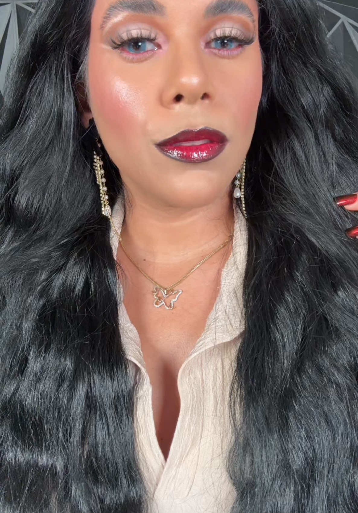 BUT YOU KNOW … 🔥💋Wacth your mouth 😁✨ #makeup #transformation #makeuptransformation #transition #makeuptransition #holidaymakeup #makeuptok #makeuptiktok #christmasmakeup #nickiminaj #reels #viraltiktok #viralreels #beforeandafter #foryourpage #gerybeauty 