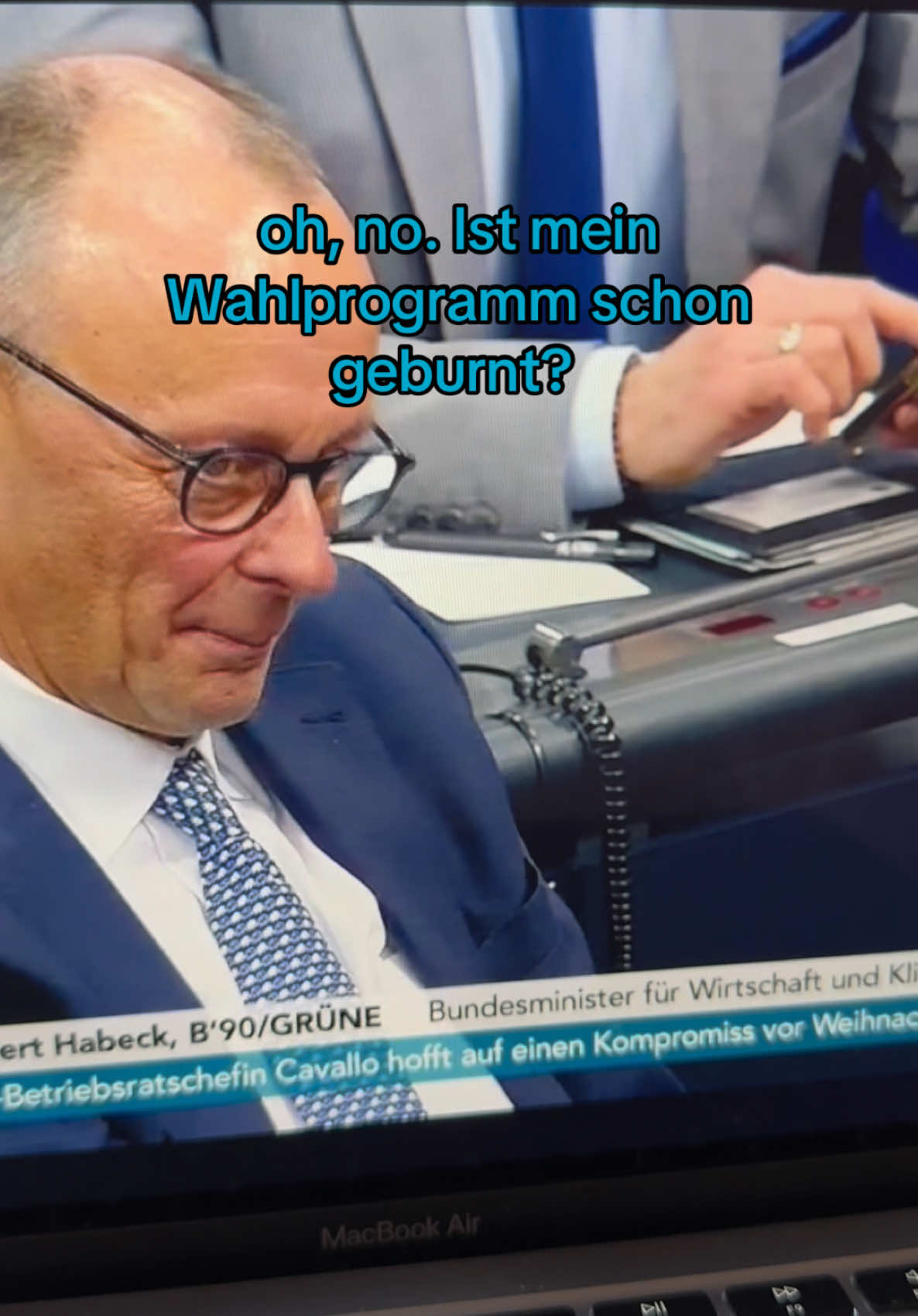 Merz will nach Hause fliegen 😂 #merz #politik #cdu #csu #roberthabeck #habeck #grüne #kanzler #grüneneindanke #reich #kinder #reichtum 