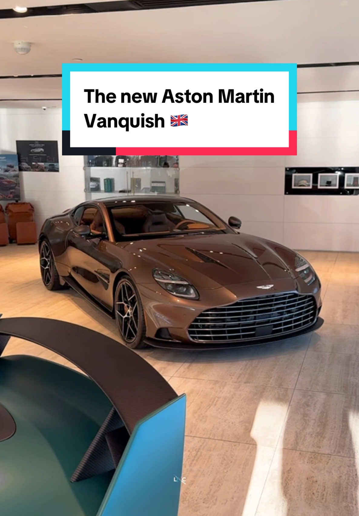 Aston Martin dropped another beauty with the new V12 Aston Martin Vanquish 😍