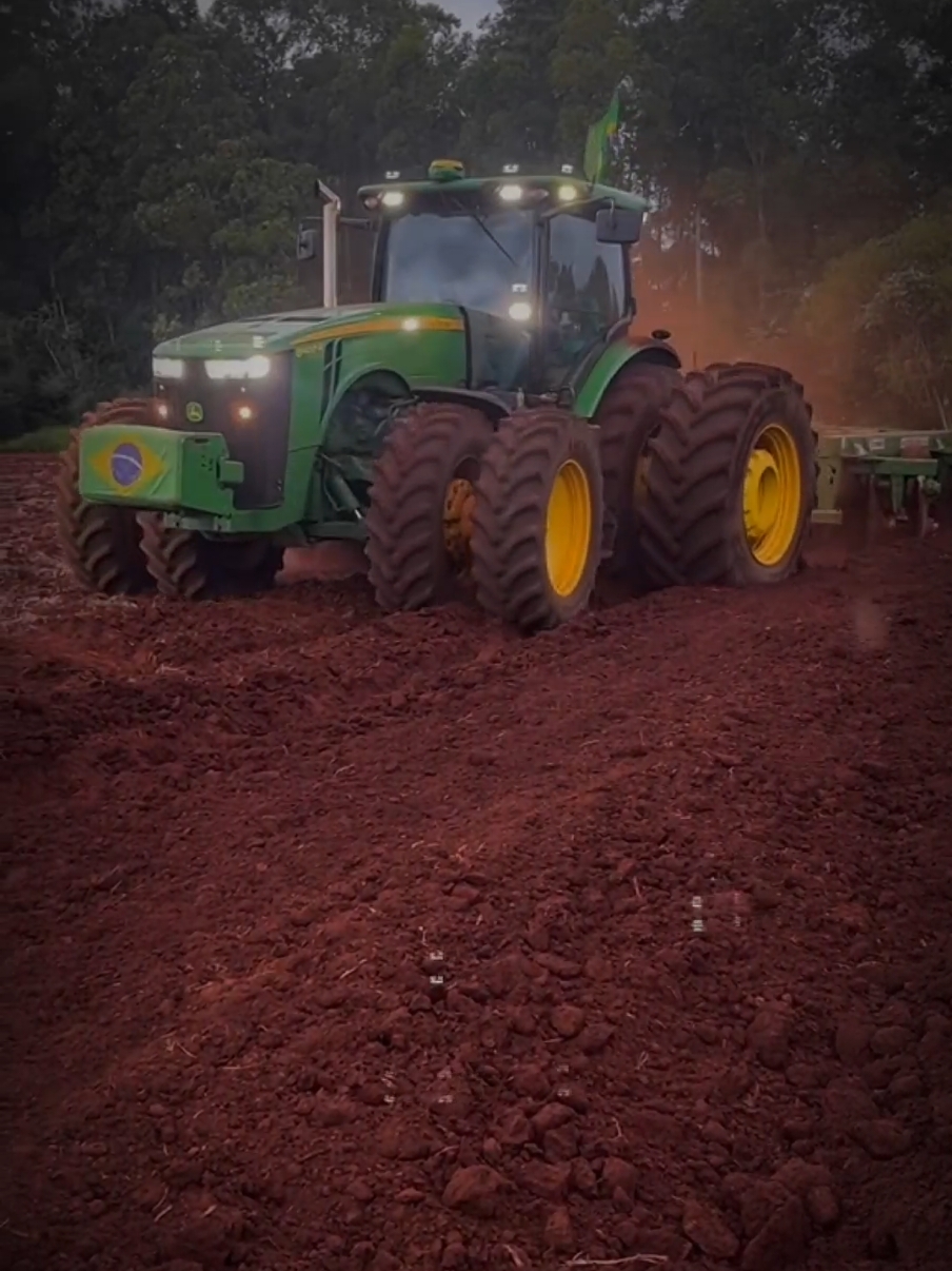 15:32|#agro #fazenda #trator 