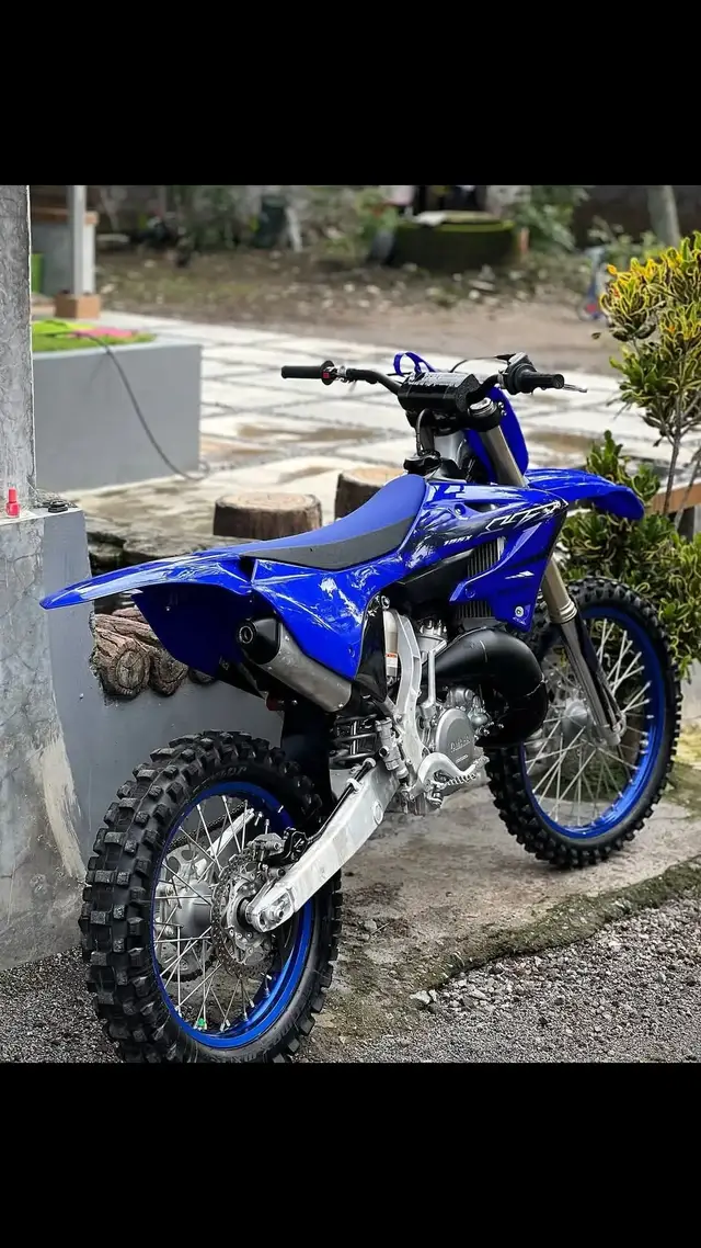 yg biru biru aja 💙 #yz125 #yz125💙 #lossantos #yz125x #yamaha #yamahayz #inpo 