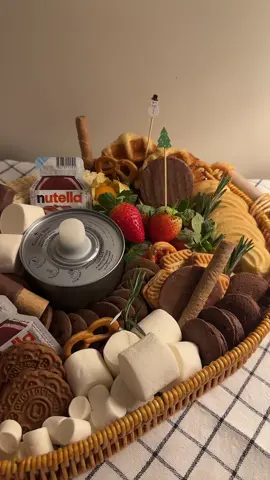 December nights with mostlath🤎✨#بلاتر #explore #fypシ #viral #foryoupage #فعاليات_الشتاء #winter #platter #سمورز #هوت_شوكلت #alhass #