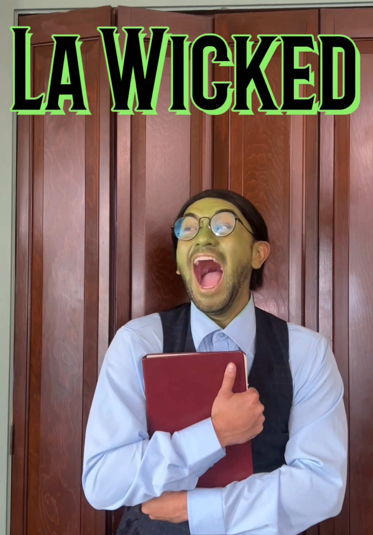 If Wicked was a Telenovela 💚🩷 #wicked #wickedmovie #telenovelas #latinosbelike #comedy