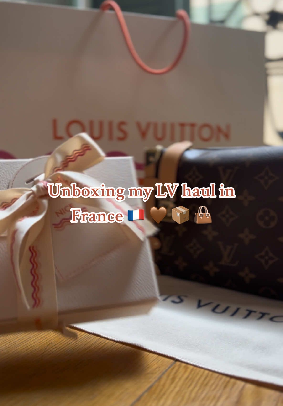 I became an LV girlie in Nice, France & i couldnt have done it without the vat tax refund 😩🥰 #luxuryshopping #louisvuittonbag #parisshopping #luxurygoods #luxurybag #bagunboxing #designerbags #lv #lvbag 