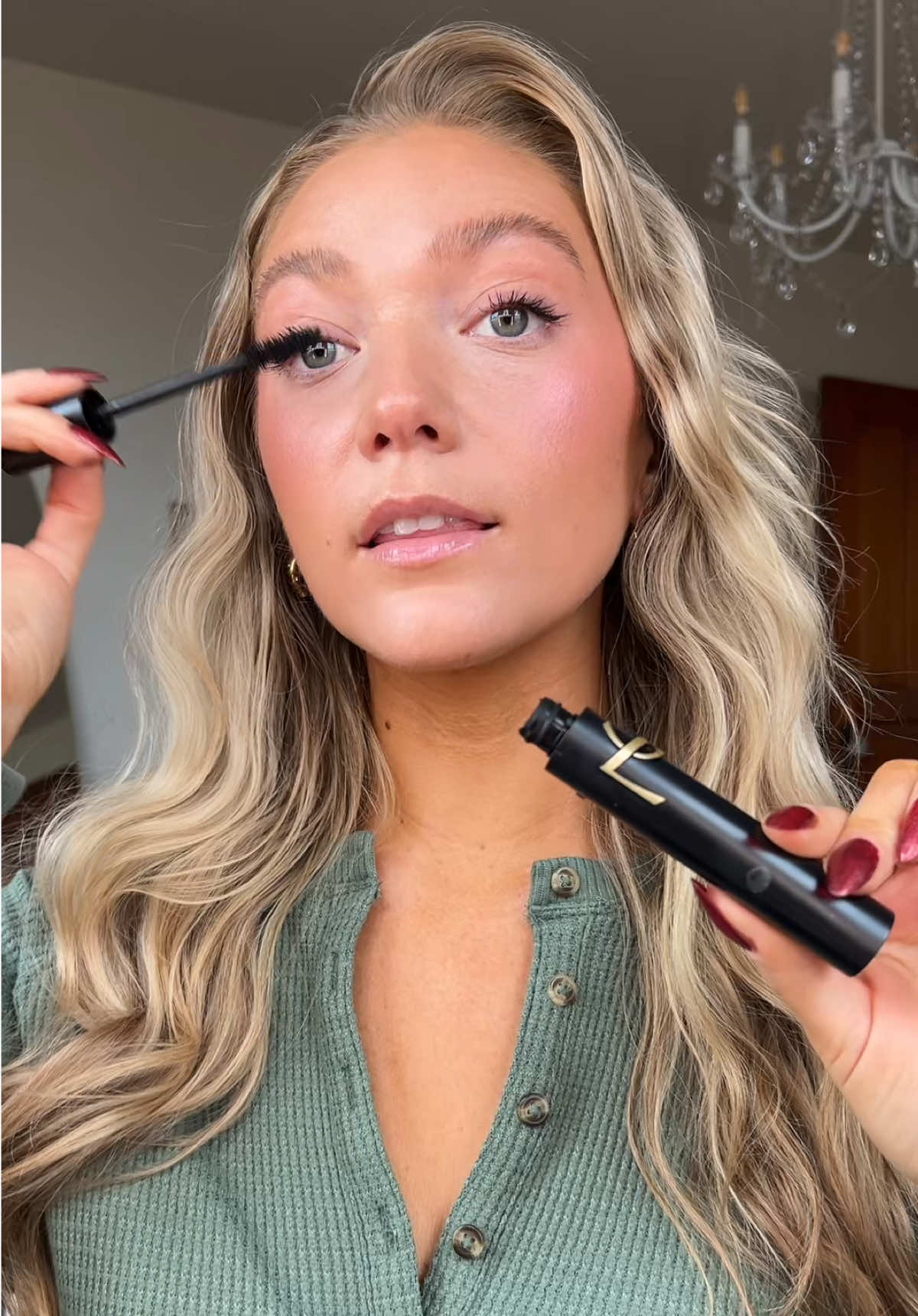 Have the best mondayyyyy 💞✨ #10minutemakeup #easymakeup #makeuptutorial #SelfCare #wfhmakeup 