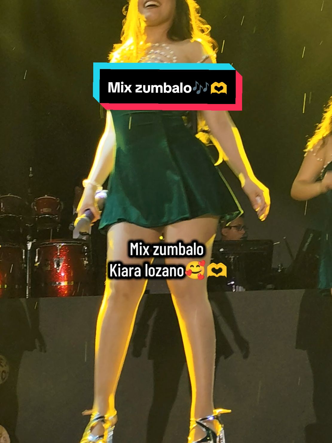 Mix zumbalo  @Kiara Lozano 🥰🫶 #corazonserrano #paratiiiiiiiiiiiiiiiiiiiiiiiiiiiiiii #viralvideos #viral_video #musica #fyp 