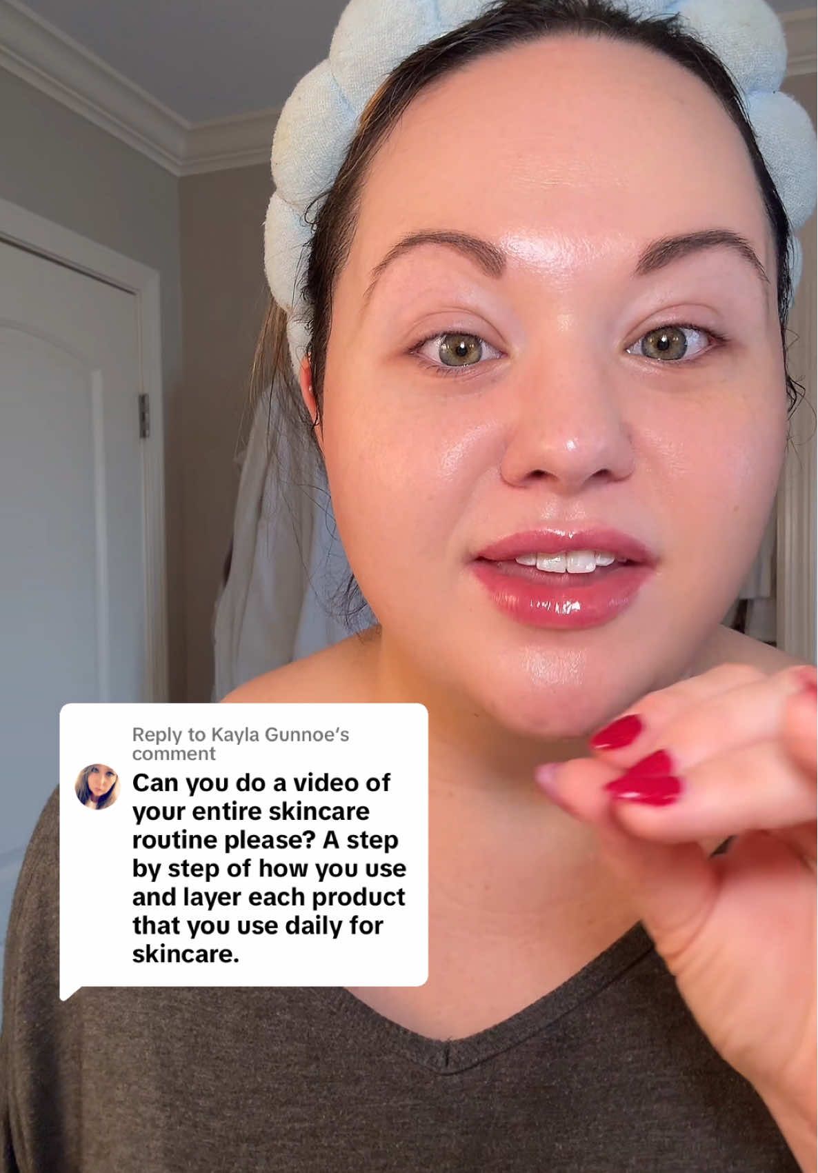 Replying to @Kayla Gunnoe here’s my full skincare routine! ❤️ #foryoupageofficiall #fyp #glowyskincare #glowyskin #glowdeepserum #skincareroutine #koreanskincare #antiaging #antiagingskincare #skinserum #spf #theordinary #theordinaryskincare 