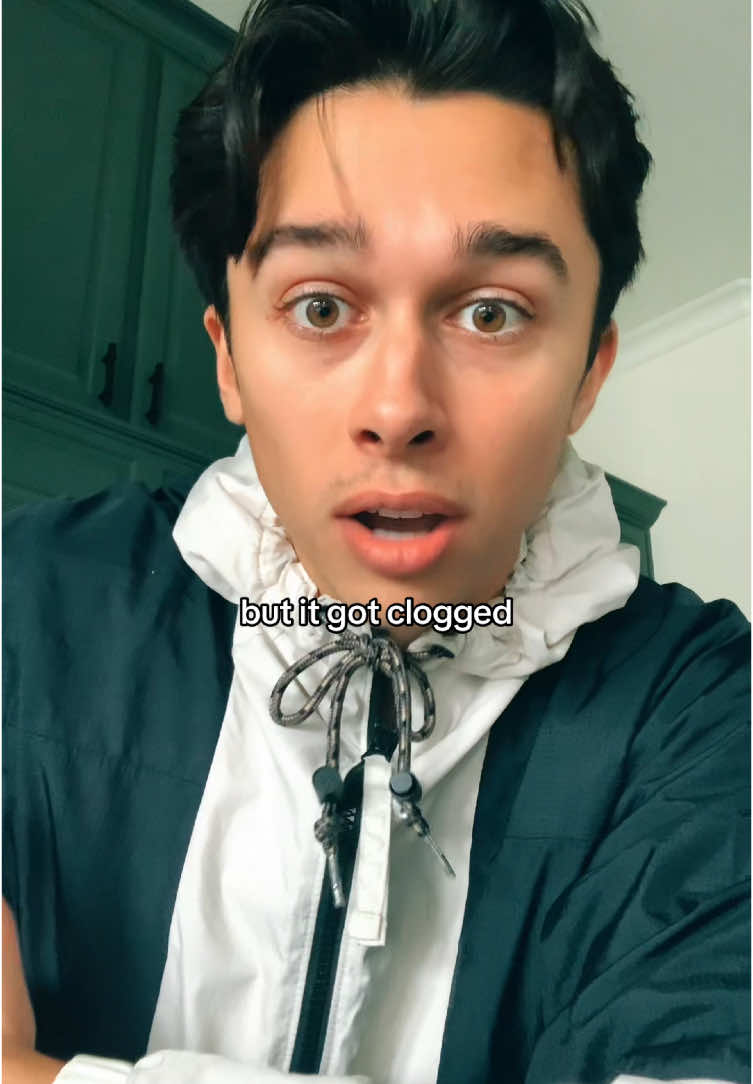 They’re definitely not letting me come back #storytelling #funny #relatable 