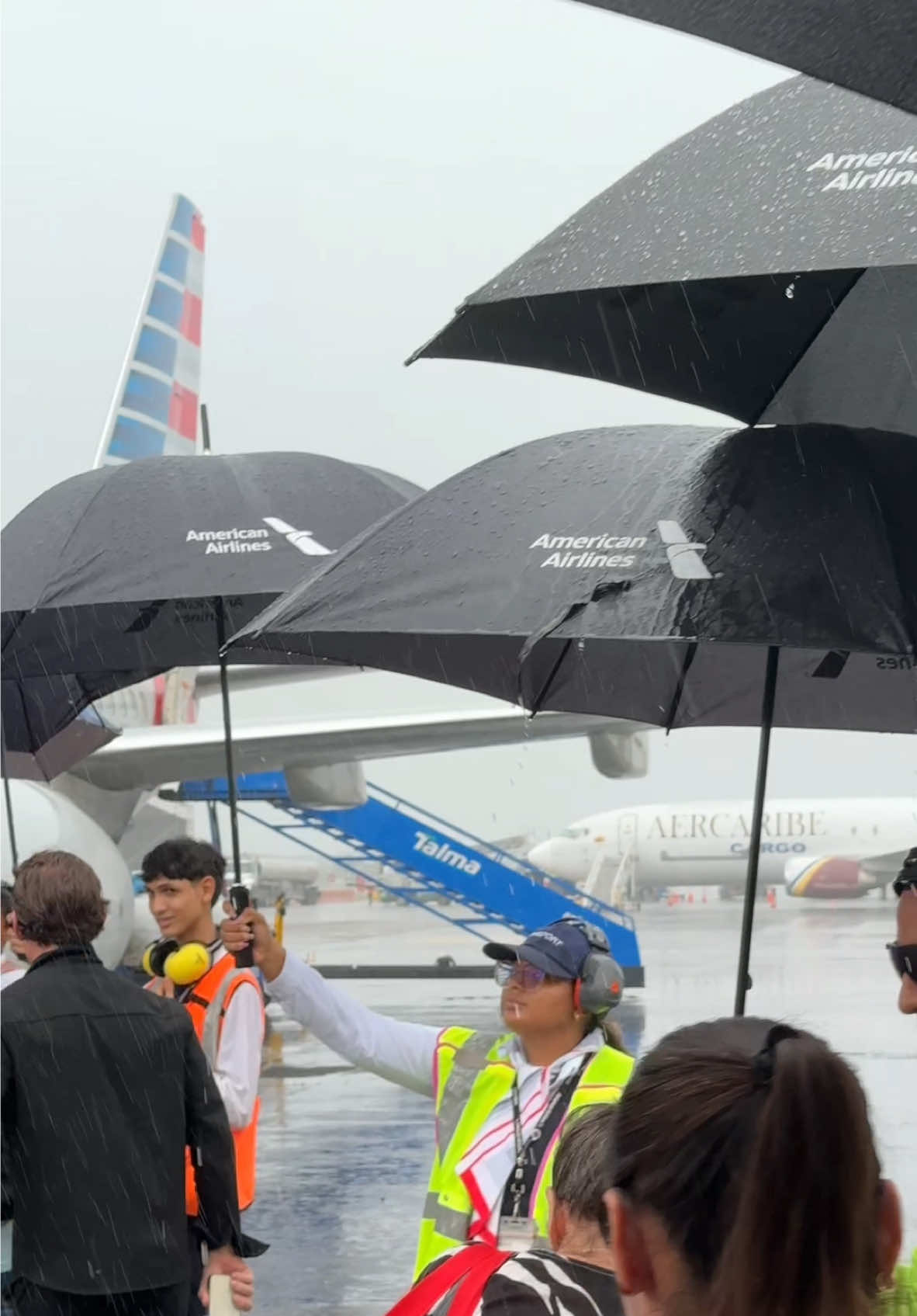 No jetway no problem #cartagena #colombia #travel #weather #weathertok #traveltiktok 