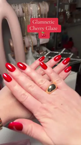 @Glamnetic in Cherry Glaze 🍒 #glamnetic #pressonnails #nails #nailsoftiktok #christmasnails 