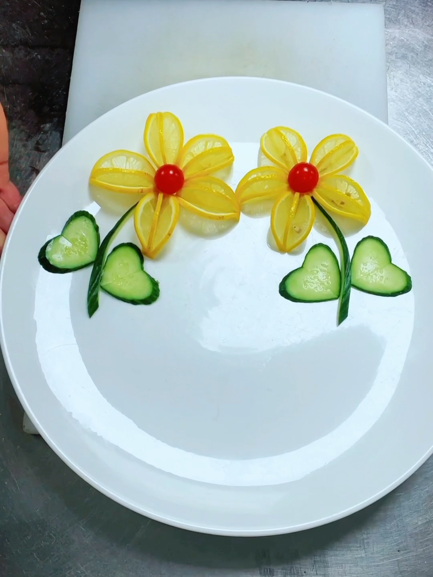 Idée de décoration d'assiette avec un citron et une orange !