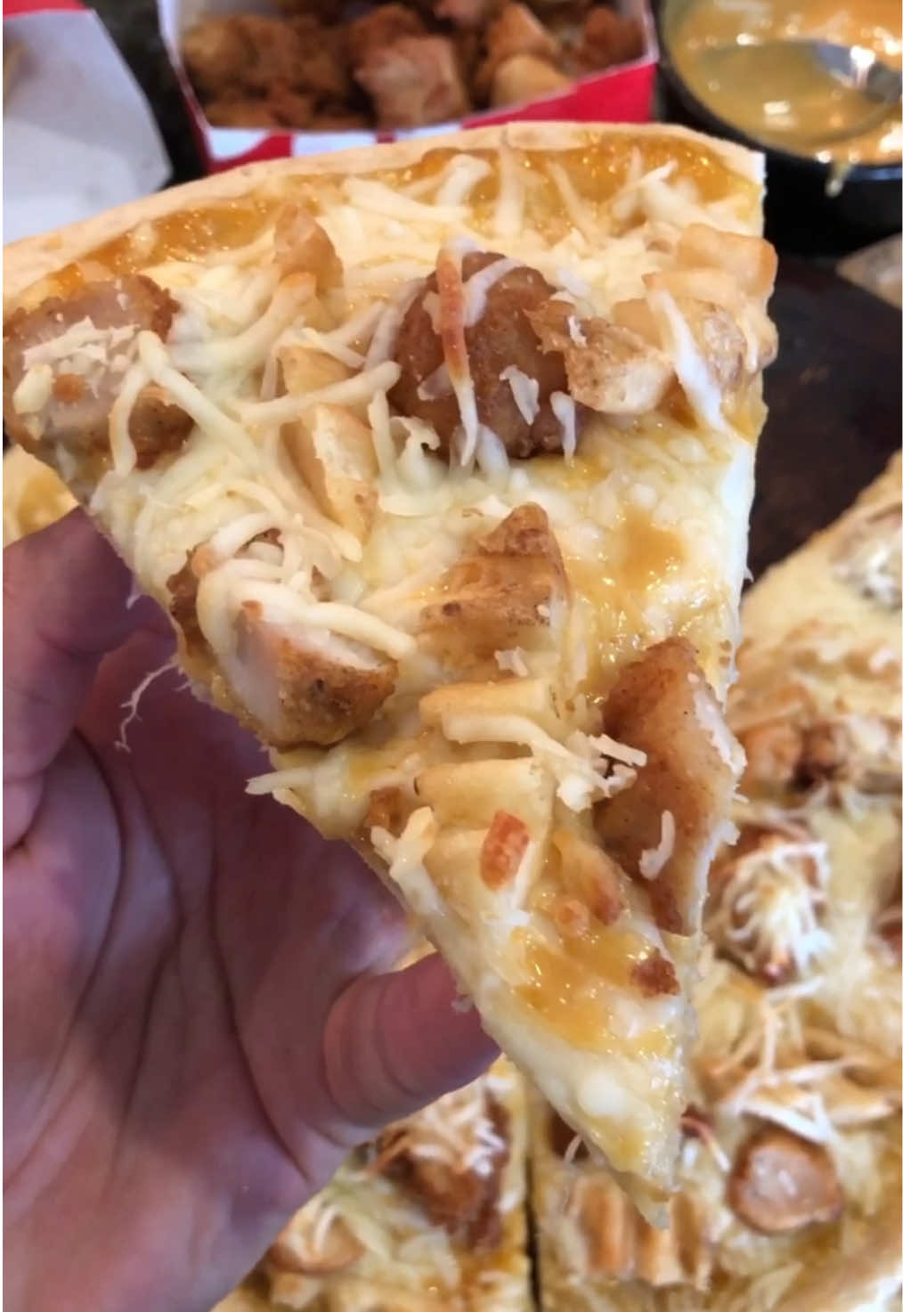 The pizza no one asked for #grubspot #pizza #chickfila #cheese #chicken #foodtiktok #fyp 