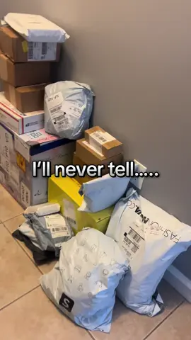 PR Boxes & TikTok shop Sample or……..  sticking to the first.           #prbox #tiktokshopsamples #tiktokmoms #MomsofTikTok 