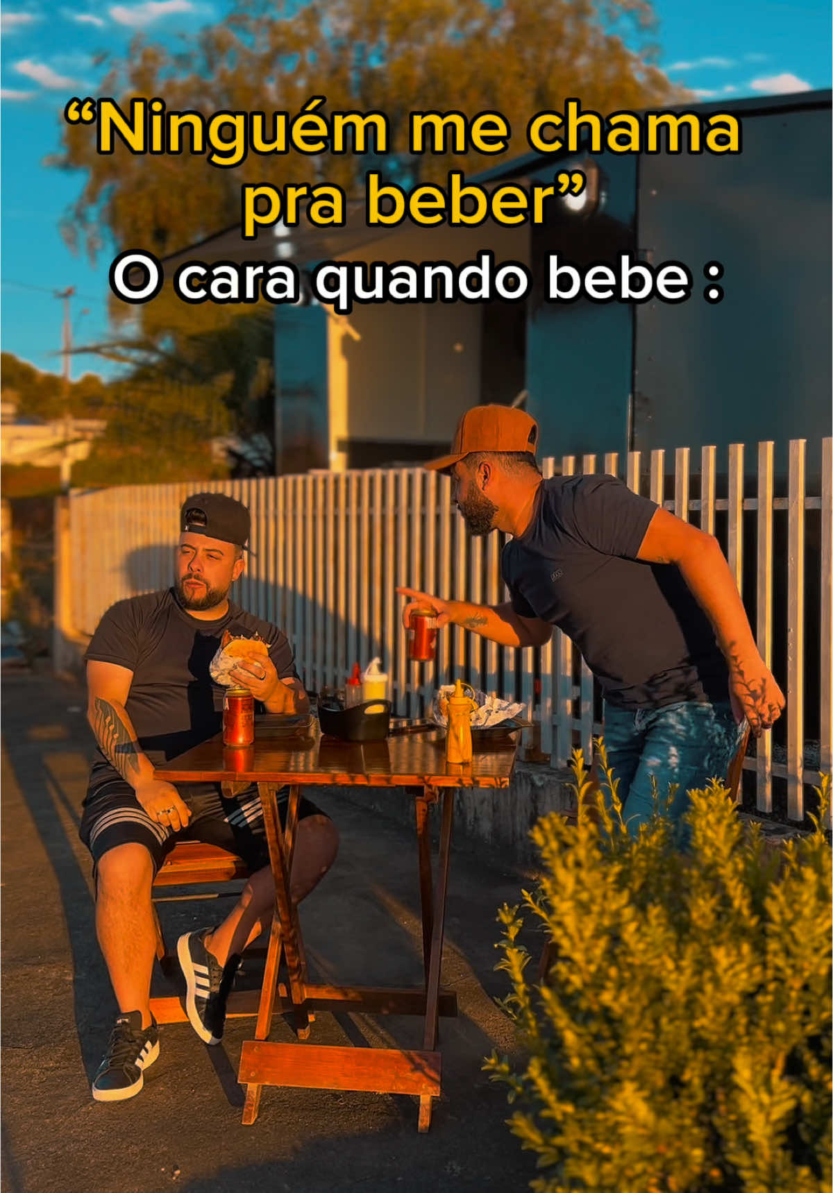 Eu só queria a mostarda 😒😂 kkkkkkkk #amigos #memestiktok #humor #beber @Jean Alves 