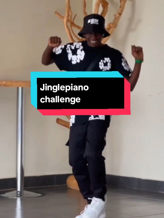 The christmapiano 2nd version AKA jinglepiano 😇 is so sweet 💕 Dc:Me  #dancer #amapiono  #ug #dancechallenge  #jastmoves #jastmovesdancevideos  #godhasdoneit 