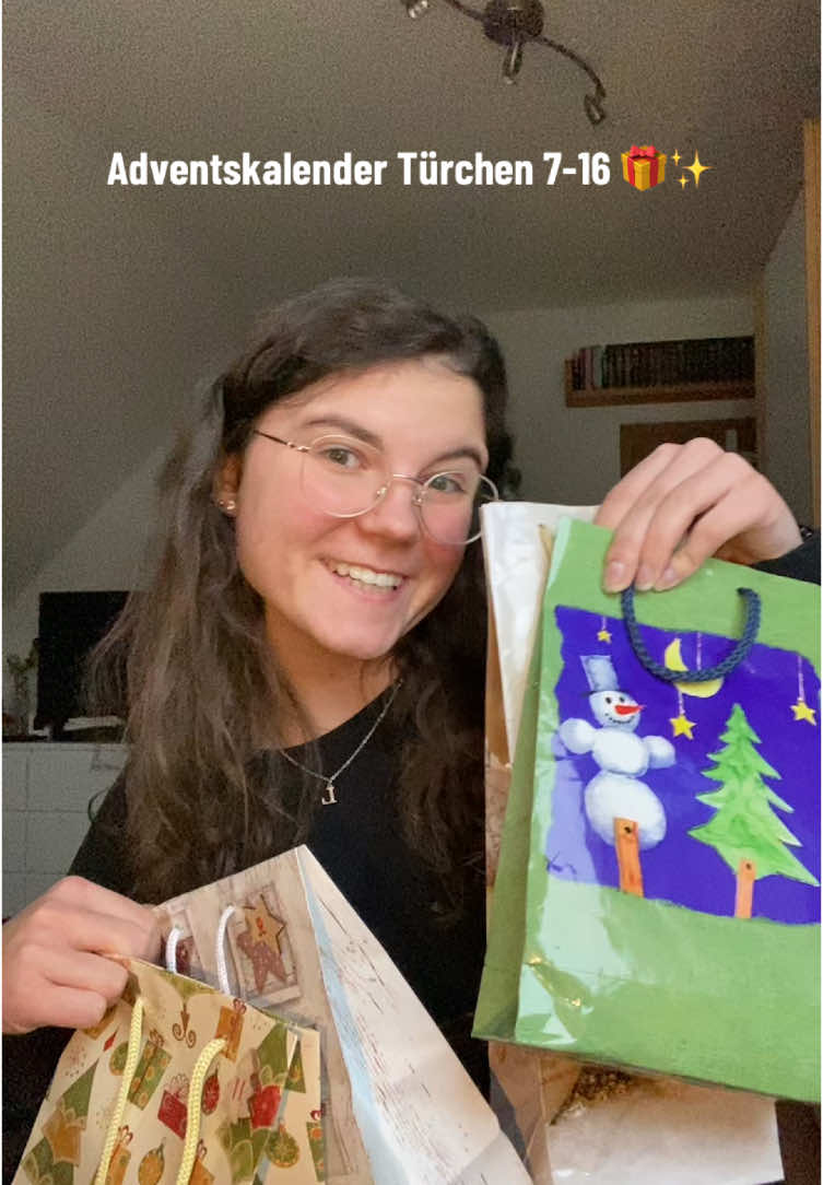 Ich liebe den Adventskalender von meinem Freund, einfach süß☺️  #adventcalendar #adventcalendaropening #adventskalenderauspacken #adventskalenderunboxing #adventskalenderboyfriend 