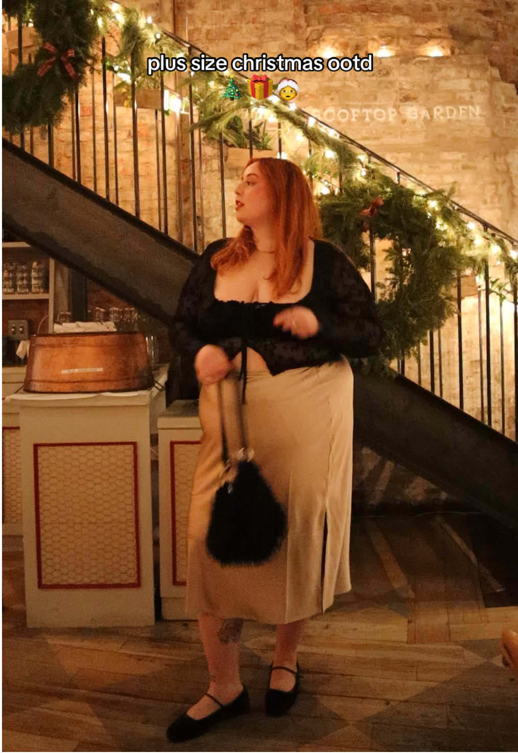 a little plus size holiday outfit! #plussizefashion #plussizeootd #plussizeholidayoutfits #curvyfashion #curvytiktok 