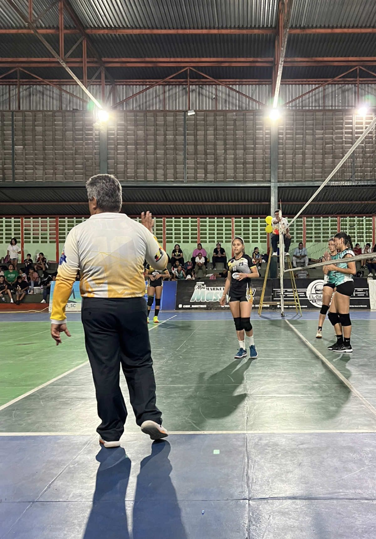 El queria robar camara 😂 #voleibol #voleibolfemenino #voley #fy #venezuela🇻🇪 #paratiiiiiiiiiiiiiiiiiiiiiiiiiiiiiii #fyp 