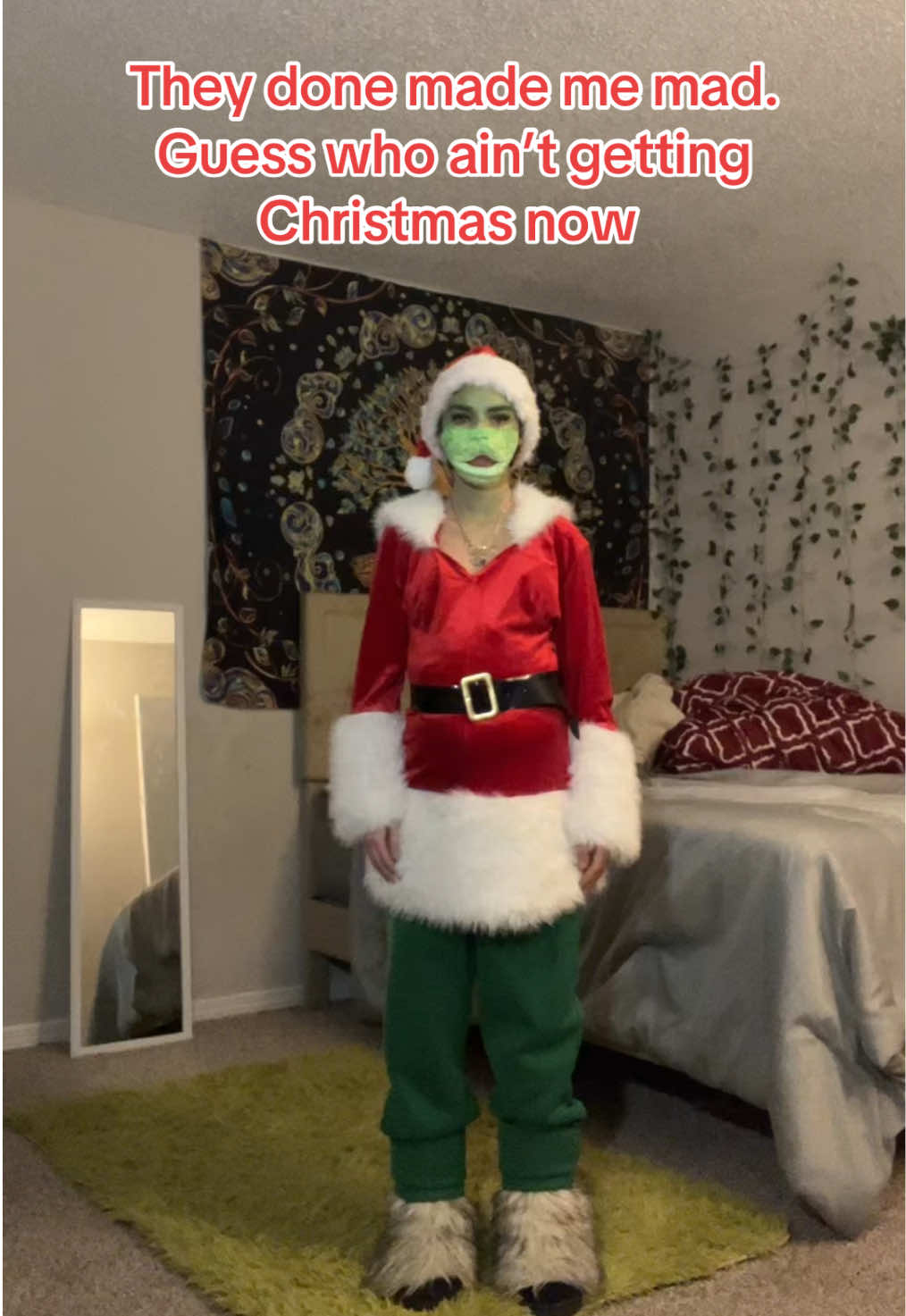 Bye bye 🤣 #fypシ゚viral #jokes #grinch #chritsmas #relatable #real 