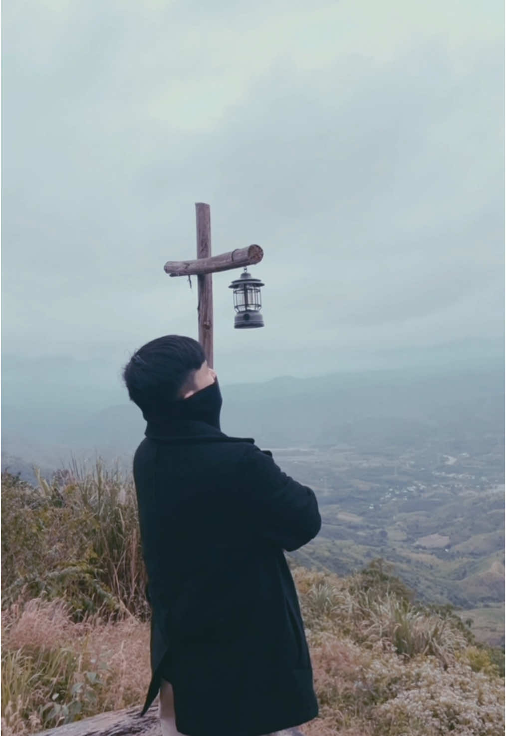 Có một hoàng hôn Măng đen đẹp và bình yên đến thế ⛰️🏕️ . #mangden #winter #chill #cafe #sunset #me 