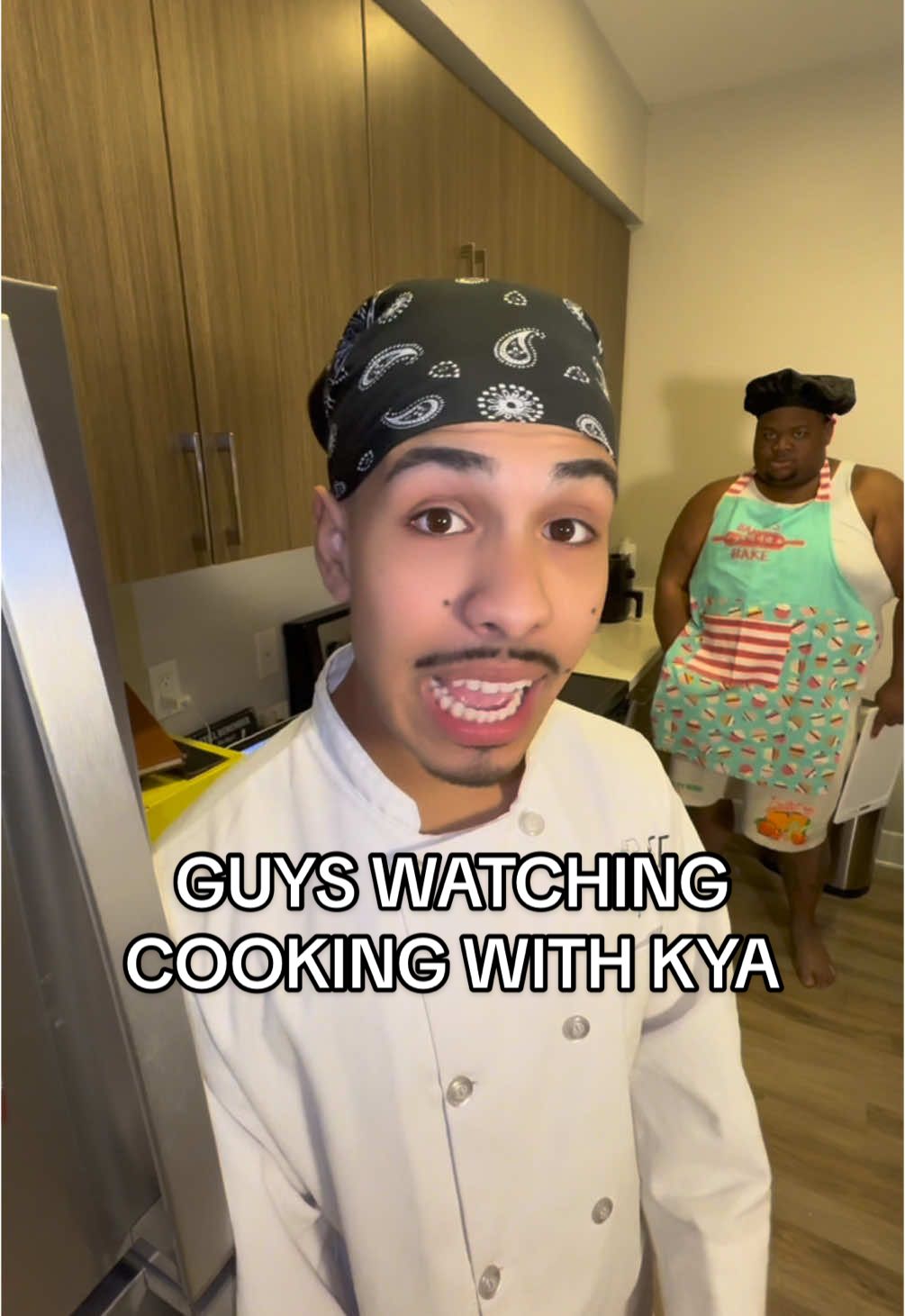 GUYS WATCHING COOKING WITH KYA @KING BO  #fyp #foryoupage #explorepage #cookingwithkya #trending 