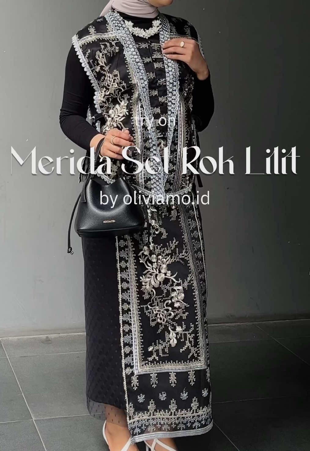 Yang paling banyak di request untuk restock lagi, Merida Setelan Vest dan rok Lilit🤍🖤 #oliviamo #bajulebaran2025 #setelanrok #vestrok #setrok #pestanonhijab #bajupesta #kebayamodern 