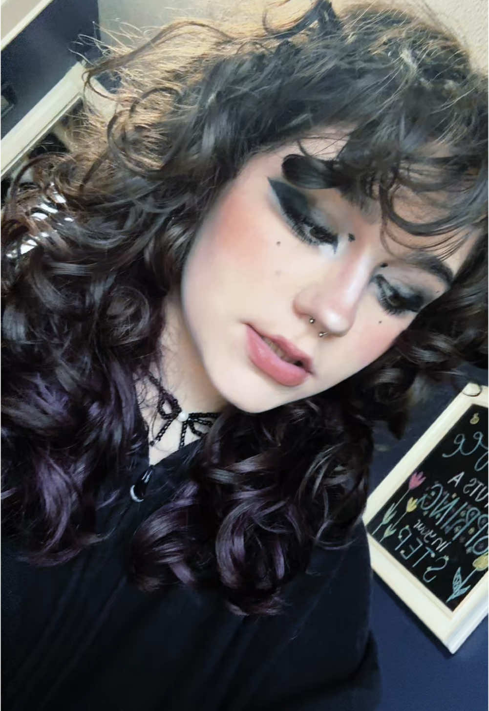 Chat imma be posting a lot of drafts #curlyhair #makeup #Eyeliner #alternative #wlw #maximalist #wuhluhwuh #disabledteen #fashion #moots? #epic #septum #fyp #foryoupage #🇵🇸 #🇺🇦 