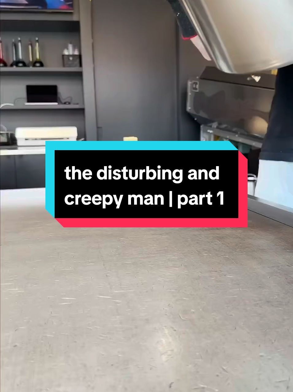 the disturbing and creepy man | part 1  #textmessage #scary #redditreadings #textingstory #redditstorytime #reddit_tiktok 