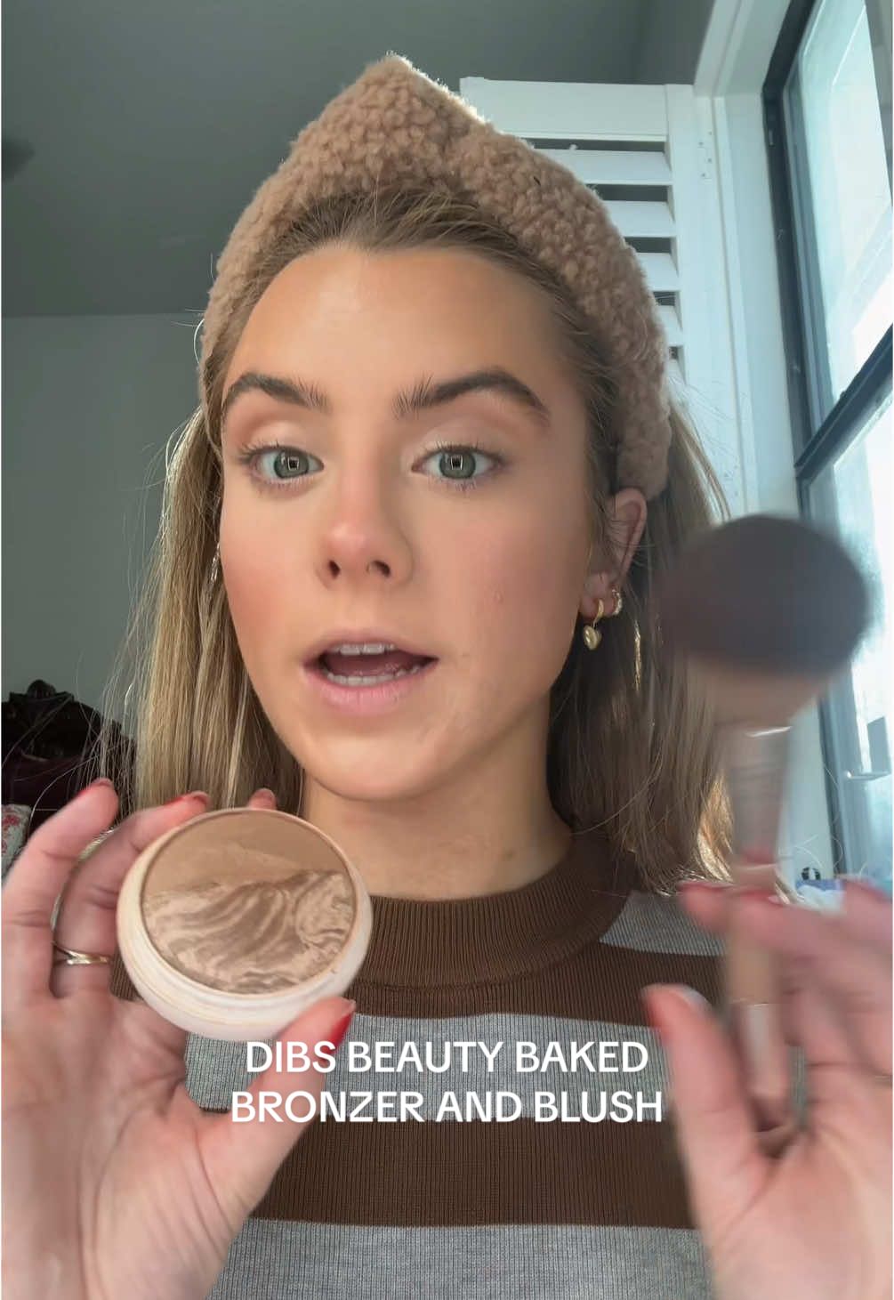 i swear that these blurring bronzers and blushes are what makes my makeup complimented because the blurred glow is amazeee and ive never found a product that gives the same finish ✨🤩 @DIBSBEAUTY  #duetbakedbronzer #bakedbronzer #dibsbeautystatusstick #dibsbeautytutorial #dibsbeauty #dibsbeautyreview #dibsbeautybronzer #acnesafemakeup #bronzer #bronzertutorial #bronzertips #bronzerhack #fyp #contour #contourtutorial #contouringhacks #duetbakedblush #bakedblush #dibsbeautyblush #acnesafemakeup #blush #blushtutorial #blushtips #blushhack #blushtrend #powderblush #bronzereyeshadowlook #powderbronzer #makeup #grwm dibs beauty, dibs beauty baked bronzer, powder bronzer, baked bronzers, dibs beauty baked blush, powder blush, baked blush #ttsbeautybesties #tiktokshopholidayhaul 