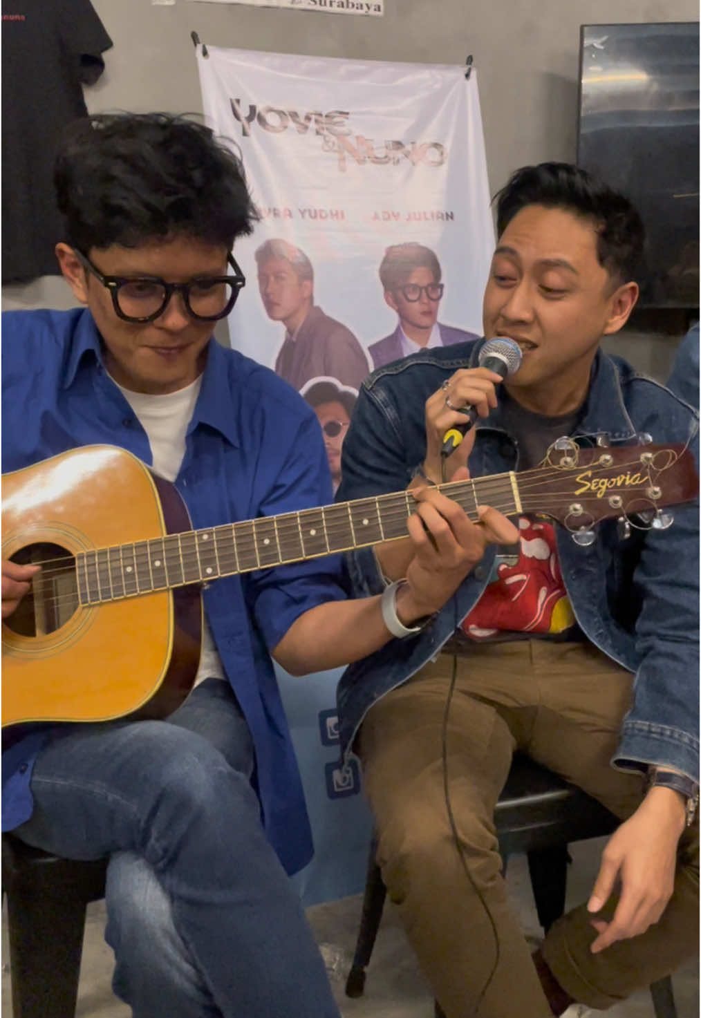 Lahh lebih sopan suaranya kak @Adhyra Yudhi dari pada kelakuan mantan 🙏 pliss bgt 'misal' versi akustik adain dong di spotify @Yovie & Nuno