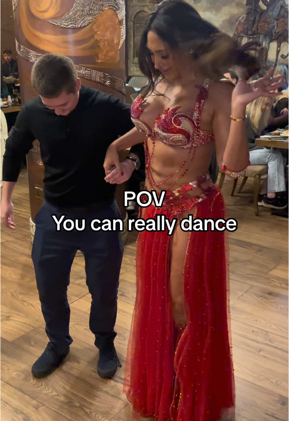 Audience interaction & participation is so fun 🤩  My favourite part of the shows! Love seeing people vibing & dancing!  DM To Book an Immersive Bellydance Show for your event. Available for Bookings Worldwide 💃🏻 🌍  . . . . #bellydance #bellydancer #entertainment #weddings #events #turkish #persian #london #dubai #egypt #party #dancewithme 