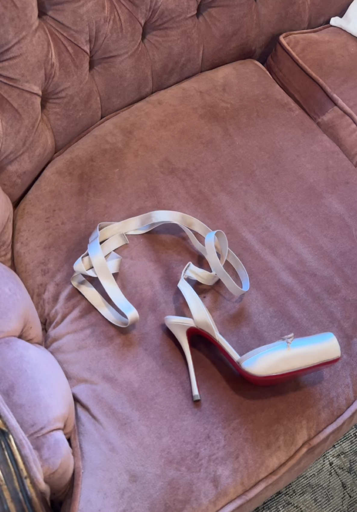 Saw the satin ribbons life flash before  my eyes 🩰  Quite possibly the most beautiful shoe in my collection🦢 #christianlouboutin #louboutinheels #ballerina #ballet #balletdancer #designer #fashion #heelsdance #heels #ballettiktok #fyp #foryouu #typsounds #flamepointsiamese 