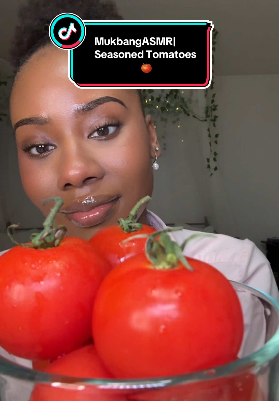 MukbangASMR| Seasoned Tomatoes 🍅  #asmr #asmreating #asmrsounds #seasonedtomatoes 