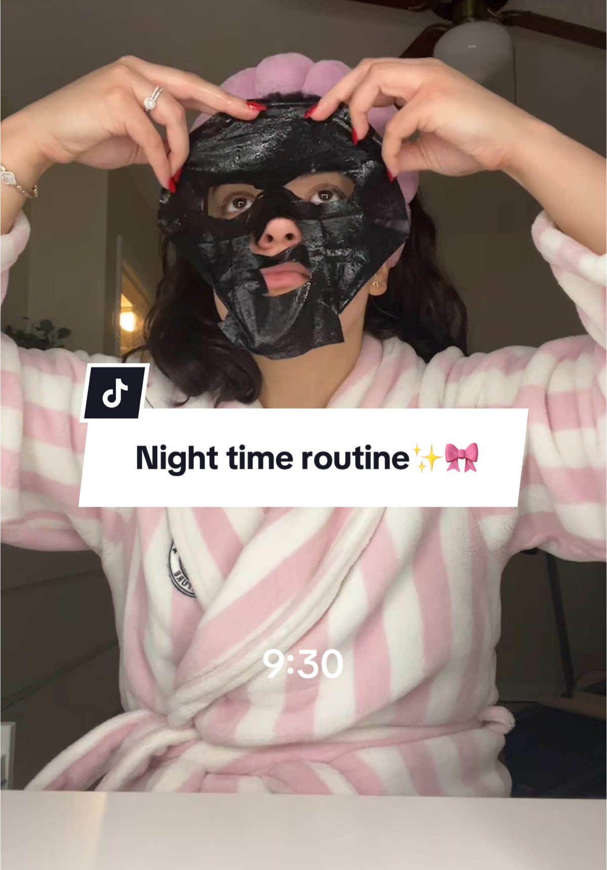 Oh I love being a girl ✨🎀🤍#nightroutine #nighttimeroutine #nighttimeskincare #skincareroutine #skincare #acneproneskin #girlythings #girlytok #guwm #getunreadywithme #creatorsearchinsights 