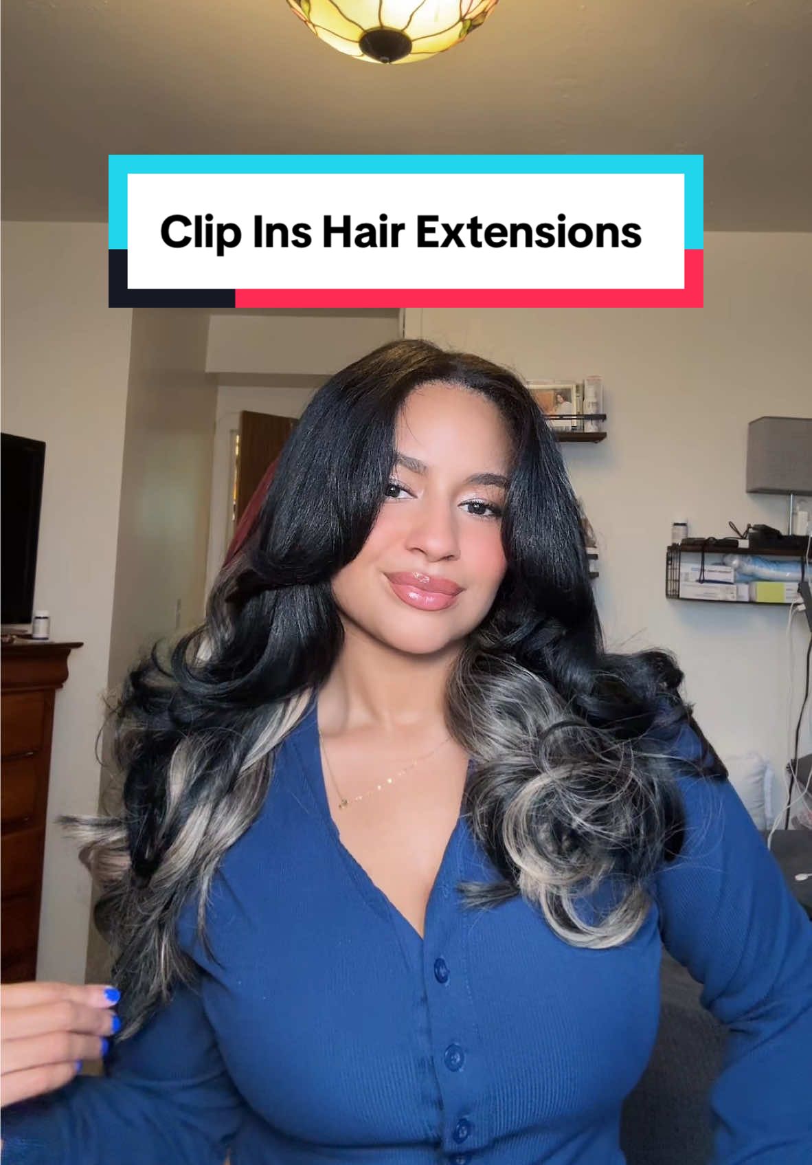 A pop of color with clip ins #hairextensions #clipinhairextensions #ttshopfinds #fypシ゚viral 