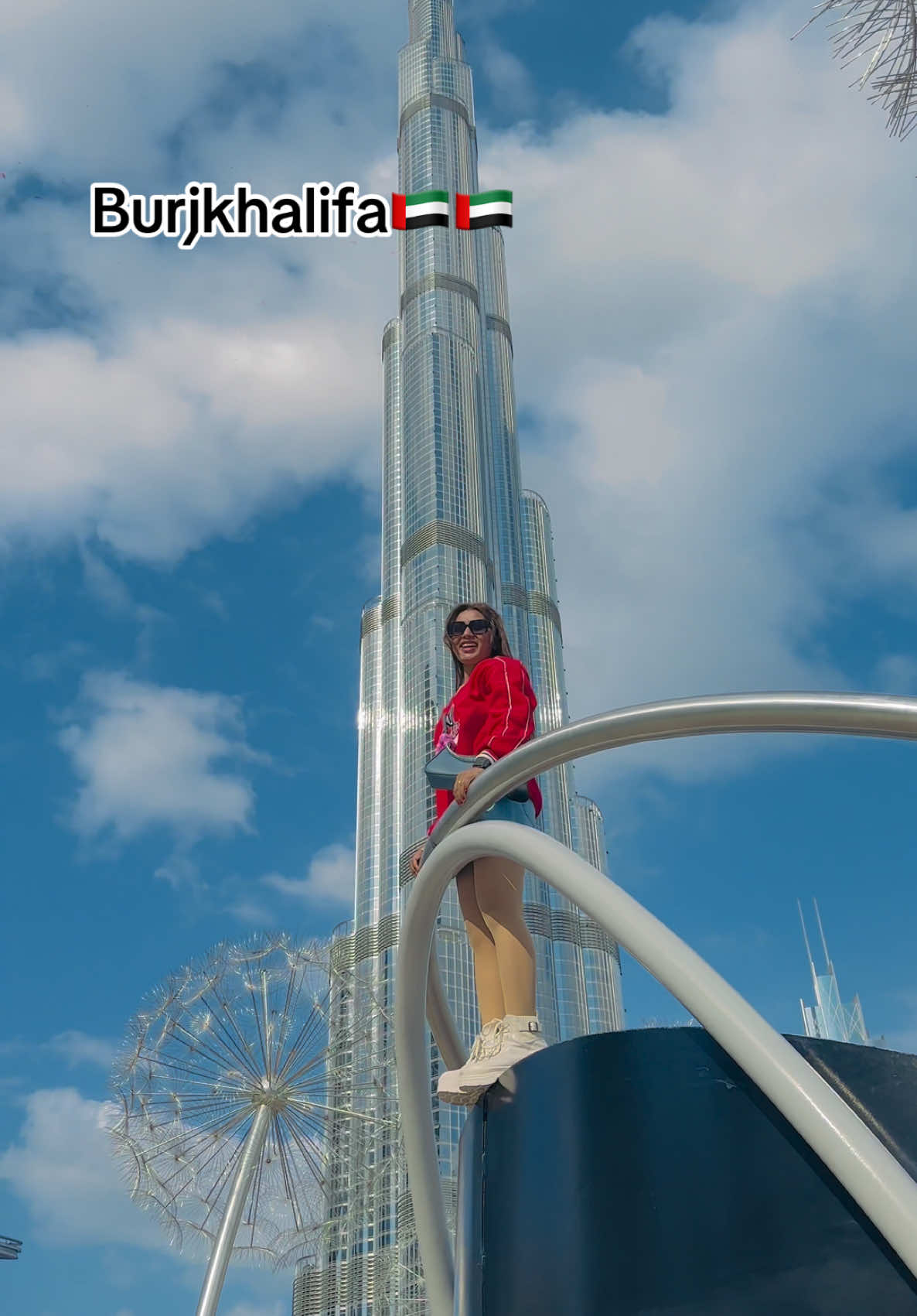 #dubai🇦🇪#burjkhalifa🇦🇪#foryou❤️ #marriedlife💍❤️ #kavremuser😍😍 #keepsupporting @Sanjeeb thokar 