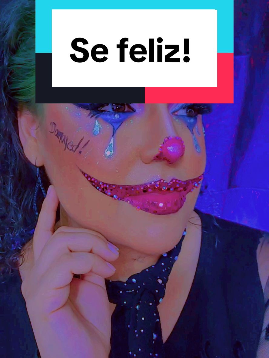 ⚠️RECORDATORIO!!! ⚠️ No pongas la llave de tu felicidad en el bolsillo de alguien mas. Tu tienes control de tu propia felicidad.  Me hizo llorar esta escena de la pelicula. Que triste! 🥺😢😭 #viral #viralvideo #joker #jokercosplay #jokermakeup #acting #actress #movie #jokermovie #happiness #sadness #unhappy #jokerquotes #jokerquote #jokermovie2024 #cry #moviescenes🎬 #moviescene #escena #escenadepelicula 