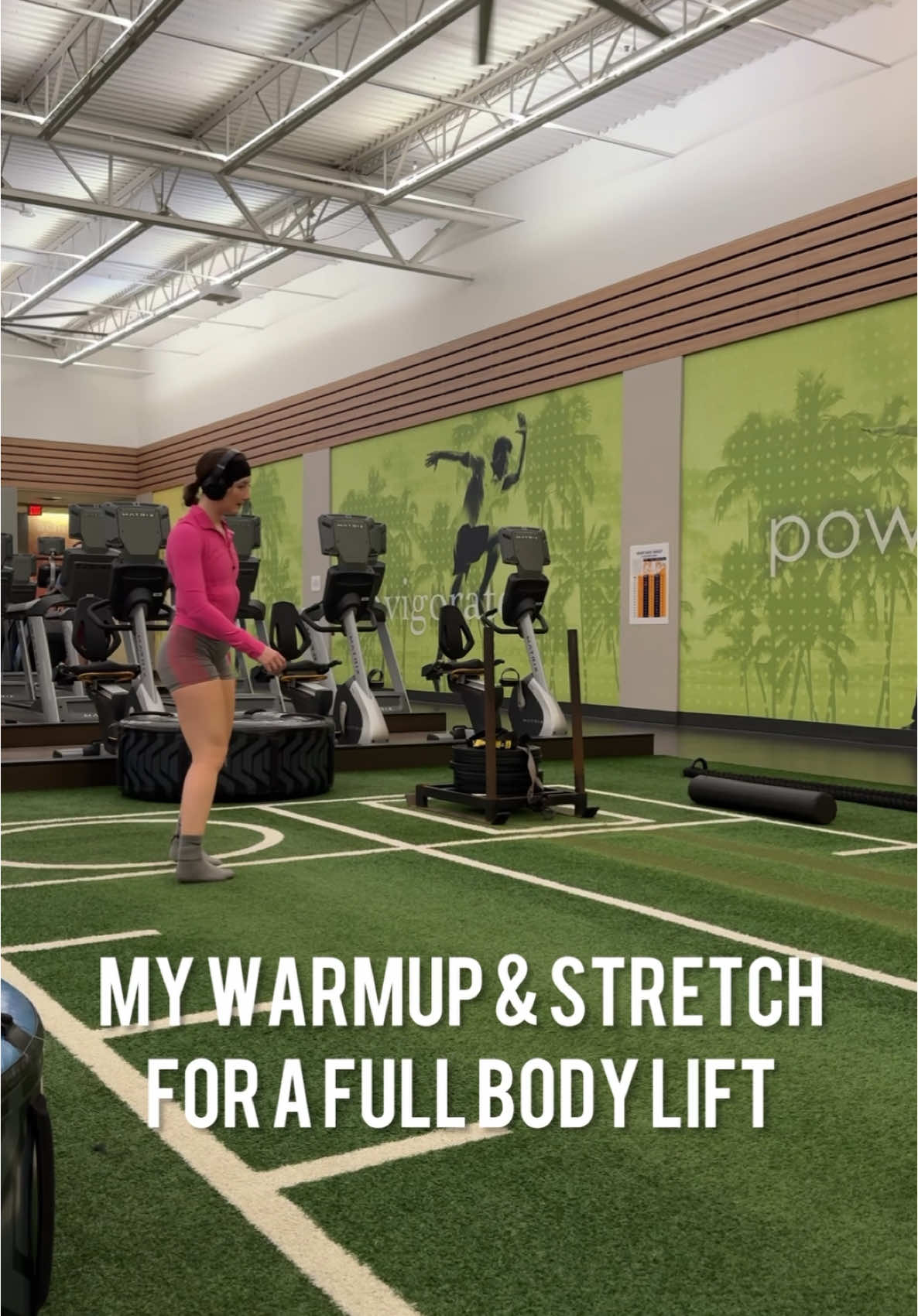 warmups and stretching are so inportant to starting your off  lifts to get that blood flowing and muscles warm!! #warmup #stretching #lifting #workout 