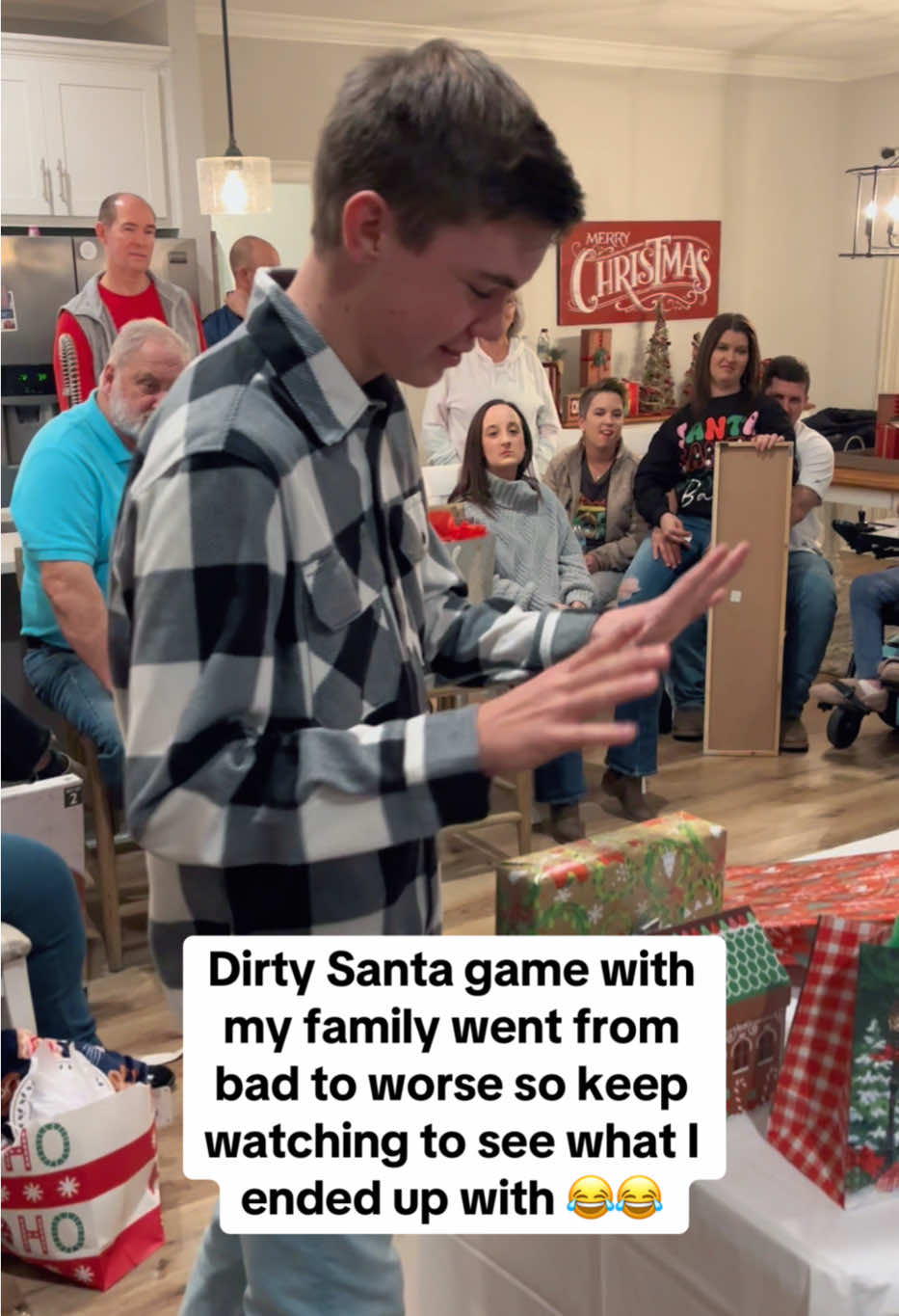 Christmas fun and games with my crazy family!!🎅🏼🎄🎁 #christmasparty #christmaspartygames #partygames #family #fun #christmasgames #dirtysanta #gifts #foryou #fyp 