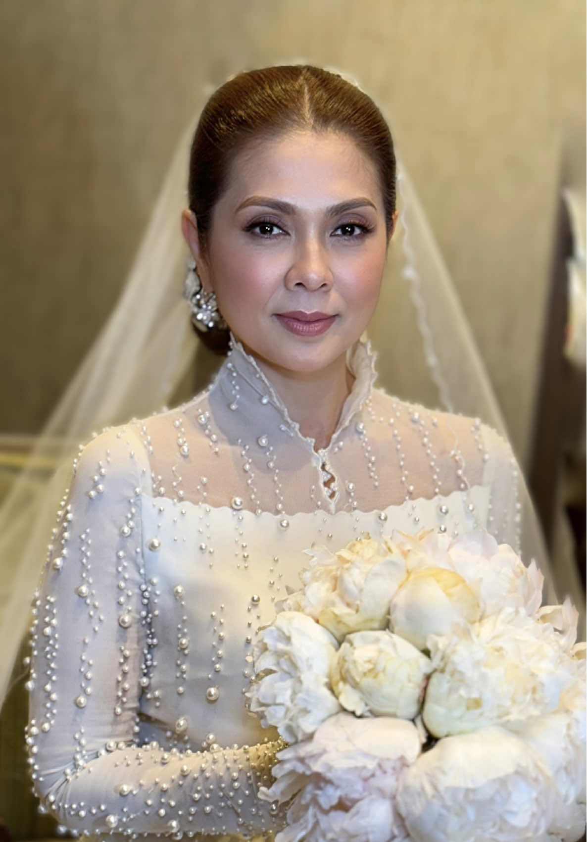 With the beautiful Bride PUAN MAYA . Solemnization  . MakeUp @khirkhalid  Hair Do @sitifairuzzz  Designer @hautecouturebyri  . . Hair Protection  @schwarzkopfpro  . Hair spray strong Hold  @schwarzkopfpro.mysg . . Equipment  JRL from @pcqhairandbeauty  . . #hairdo #weddinghair #wedding #weddinghairstyle #hairdresser #hairstylist #hairstylesbyfairuz #sanggul #sanggulmodern #malaywedding  #bridal #indianwedding #chineswedding #rambutpengantin