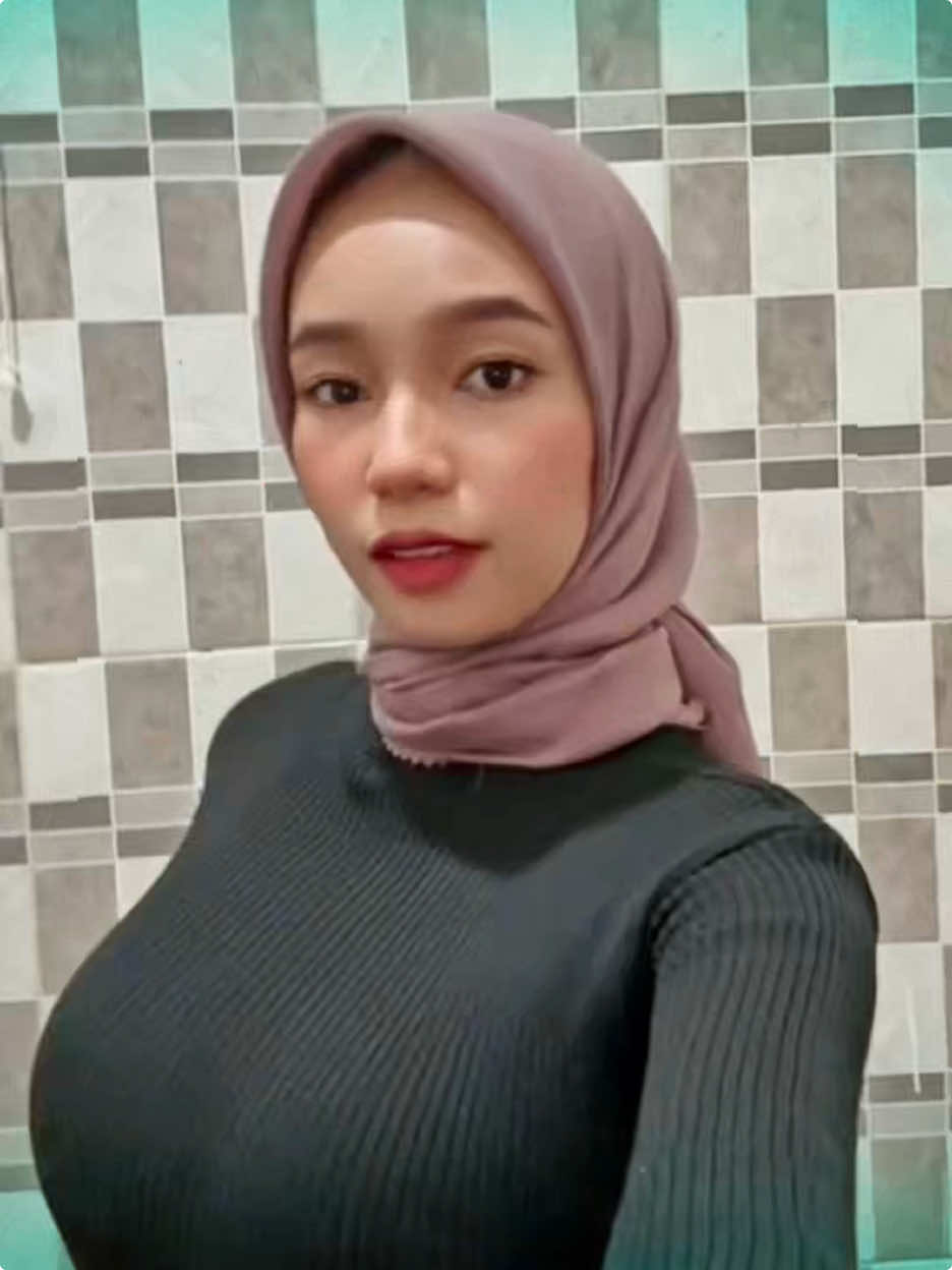 fadhilahrzk + hijab rajut = ❤️ 