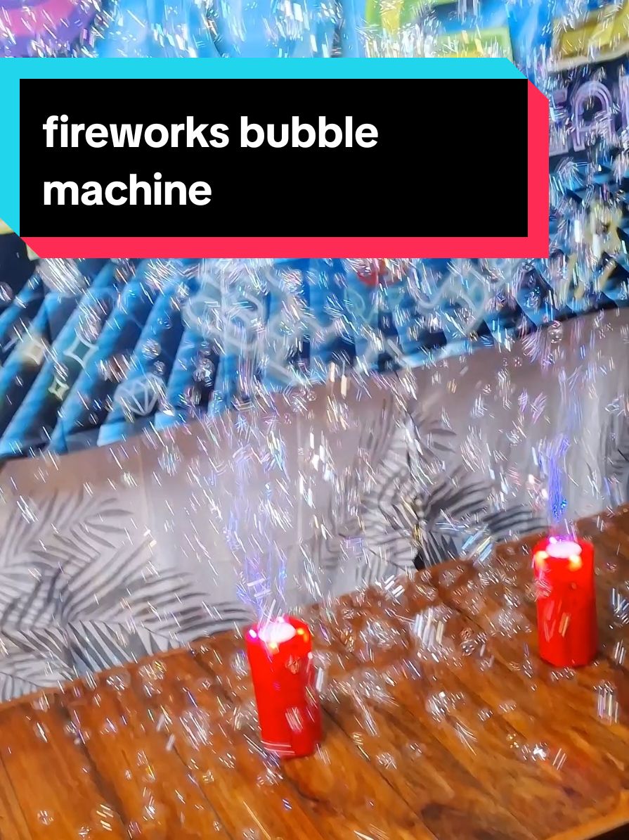 #bubble #bubblemachine #fireworks #newyear #2025 #refillable #rechargeable #fyp 