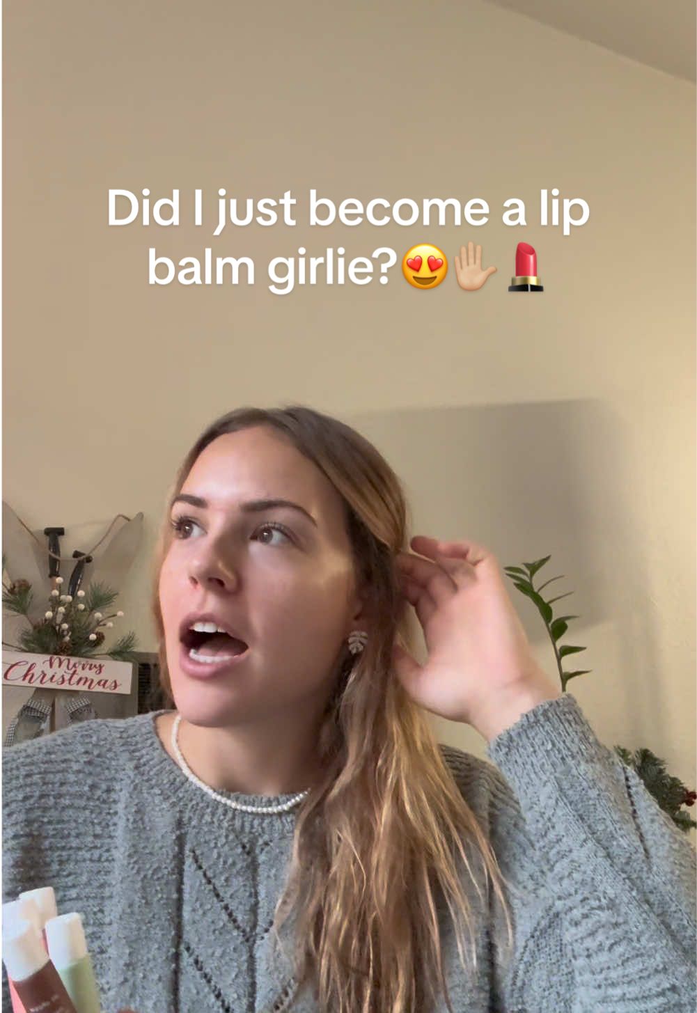 I literally use these like 20 times a day now✨💄🥰 #minivlogs #lipbalm #lipbalmaddict #naturalglam #naturalmakeup #lifechanging #lifestylevlog