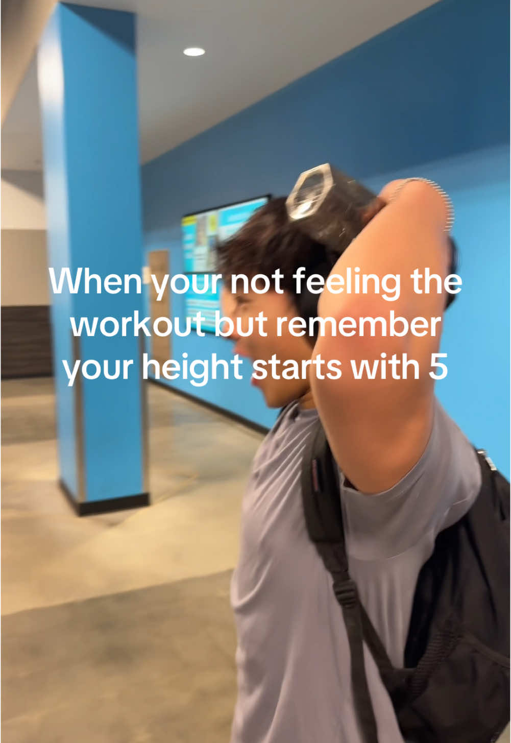 Tall people would never know the struggles (@Nick._.Zirkel is 6,3 btw ladies)